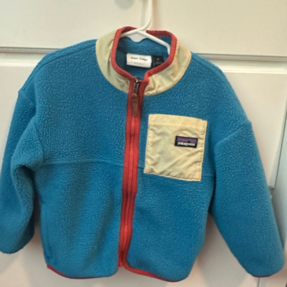 3T Patagonia Fleece Jacket with Red and Cream Accents